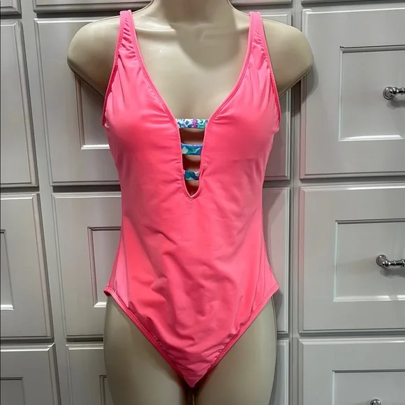 Lilly Pulitzer Pink Pink Jaspen Swimsuit - Picture 4 of 6